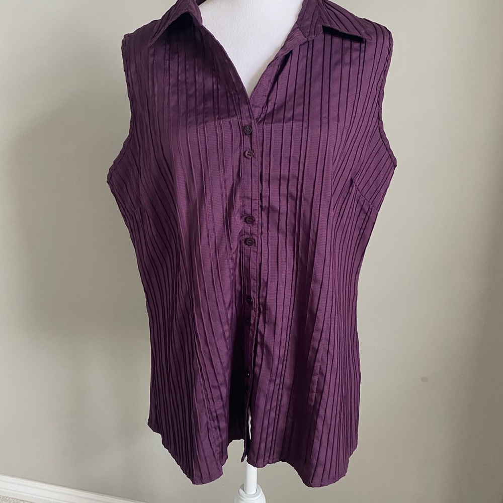 Croft & Barrow Purple Sleeveless Top L